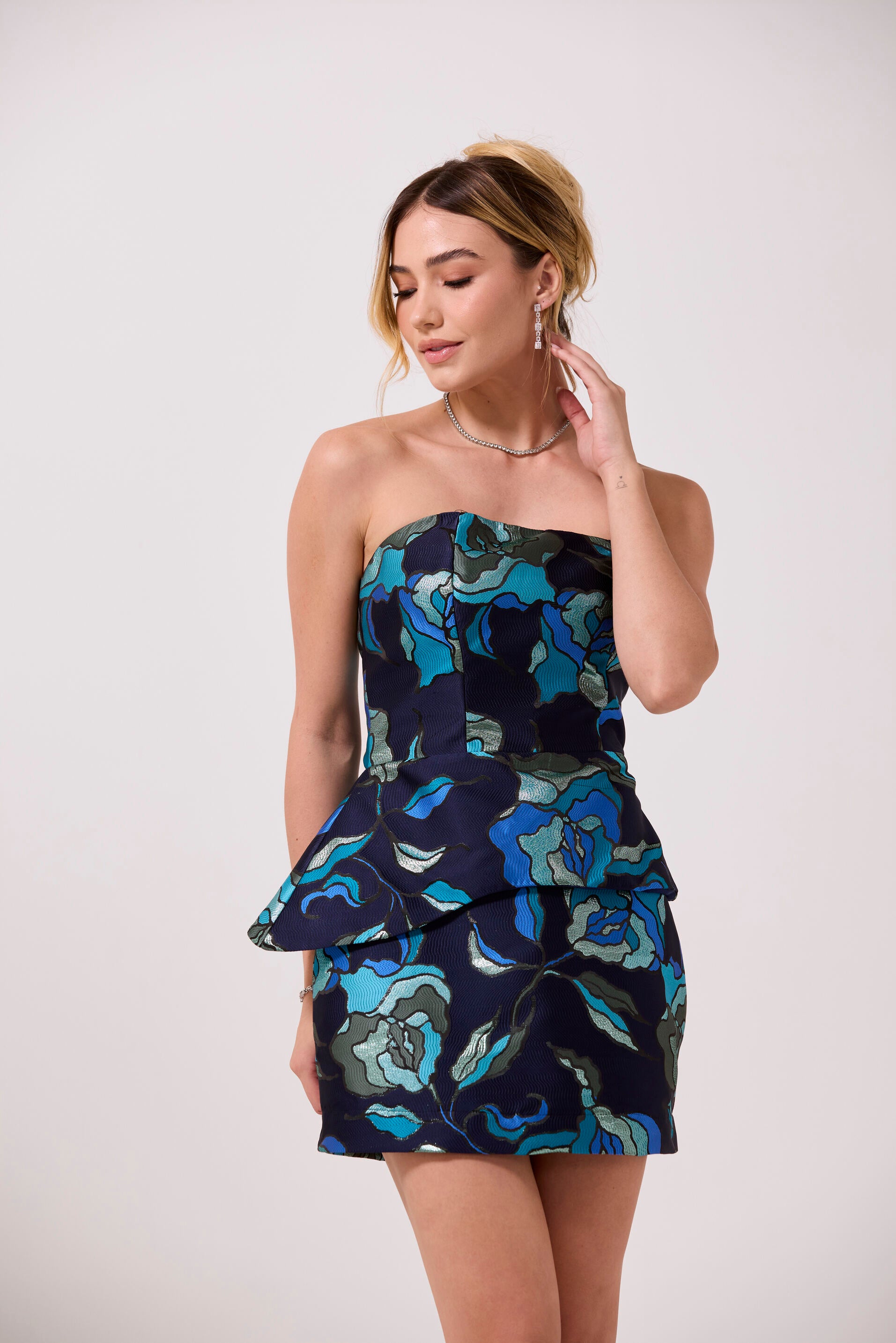 Azul Escuro